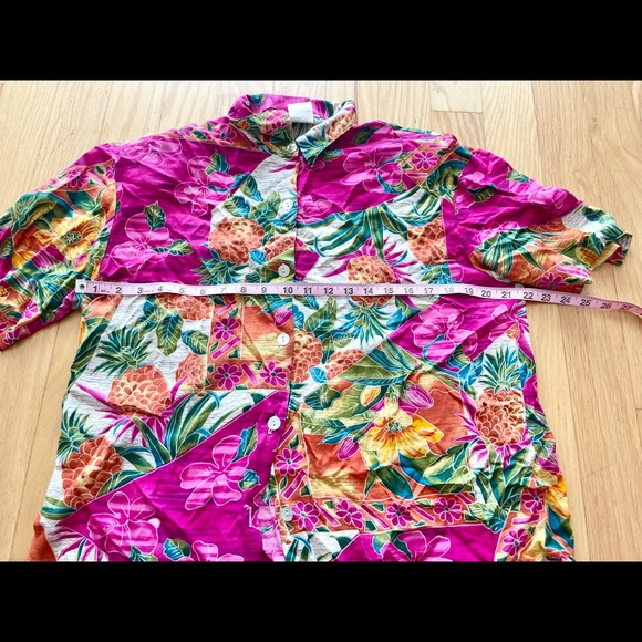 Vintage Pink Tropical flower Button Down - Picture 10 of 13